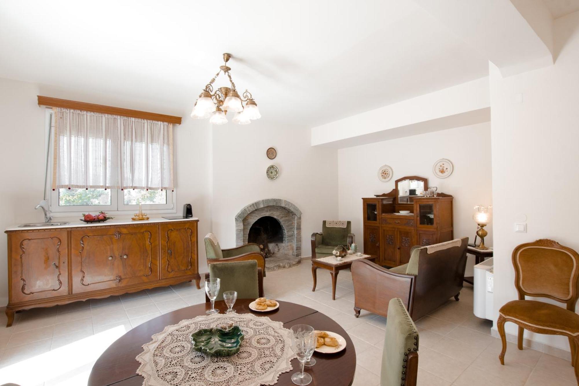 Prasini Folia - Traditional Residence 阿诺吉亚 客房 照片